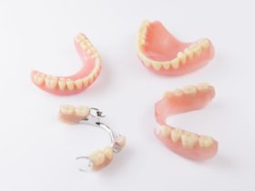 入れ歯が痛い原因と安定剤の選び方と使い方
