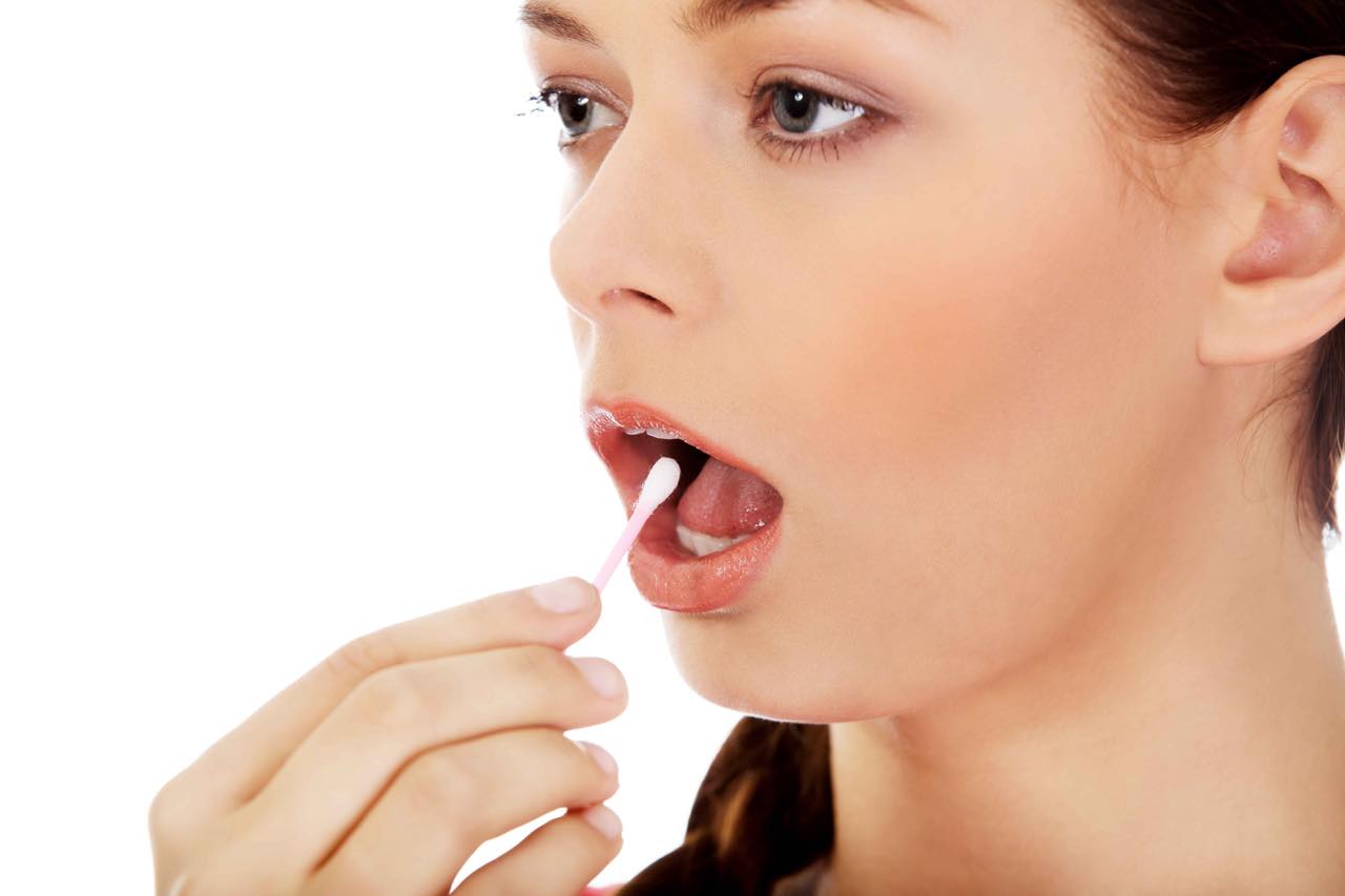 唾液の効果と正常に分泌させる方法